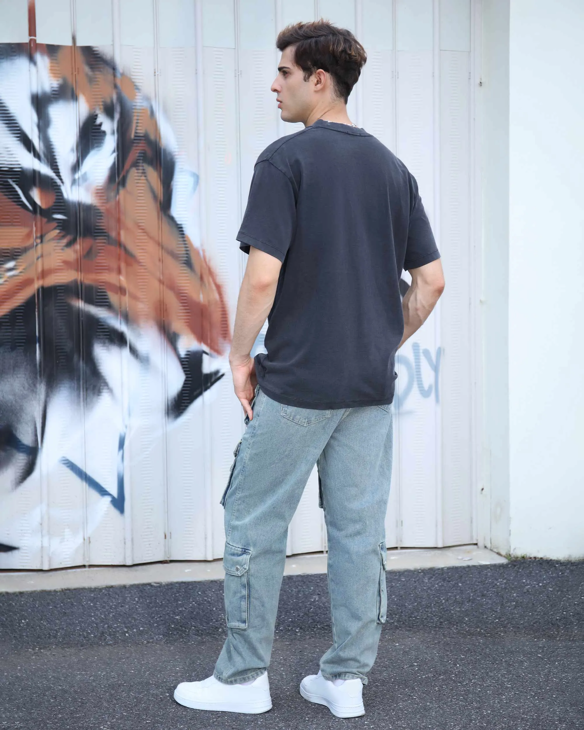 Distressed Craftsmanship in Blue Baggy Jeans with Multiple Pockets