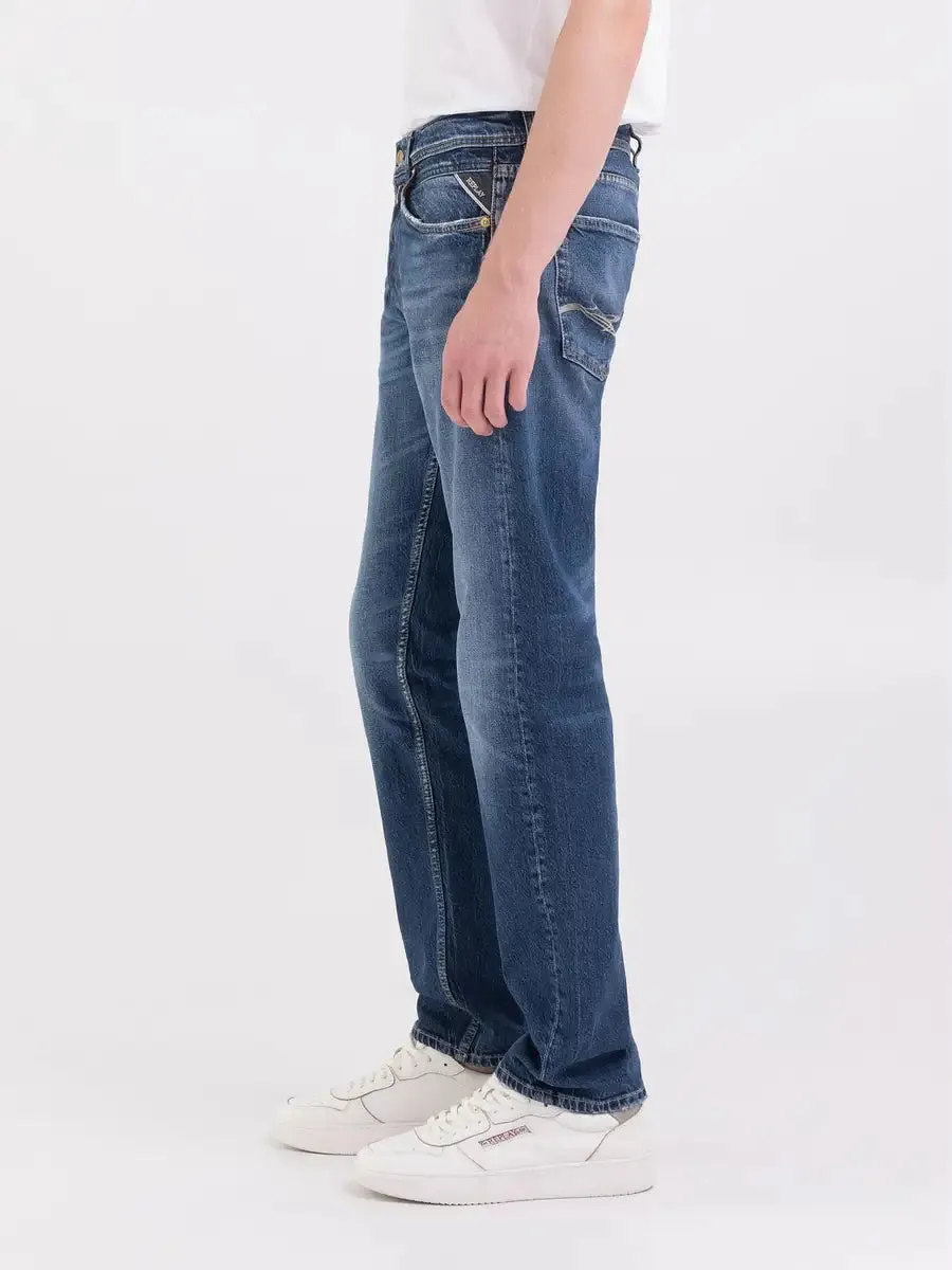 ID24216-Replay Mid Wash Grover Jean