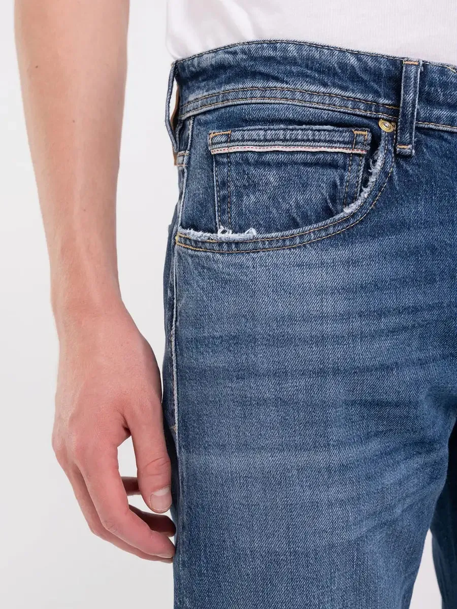 ID24216-Replay Mid Wash Grover Jean
