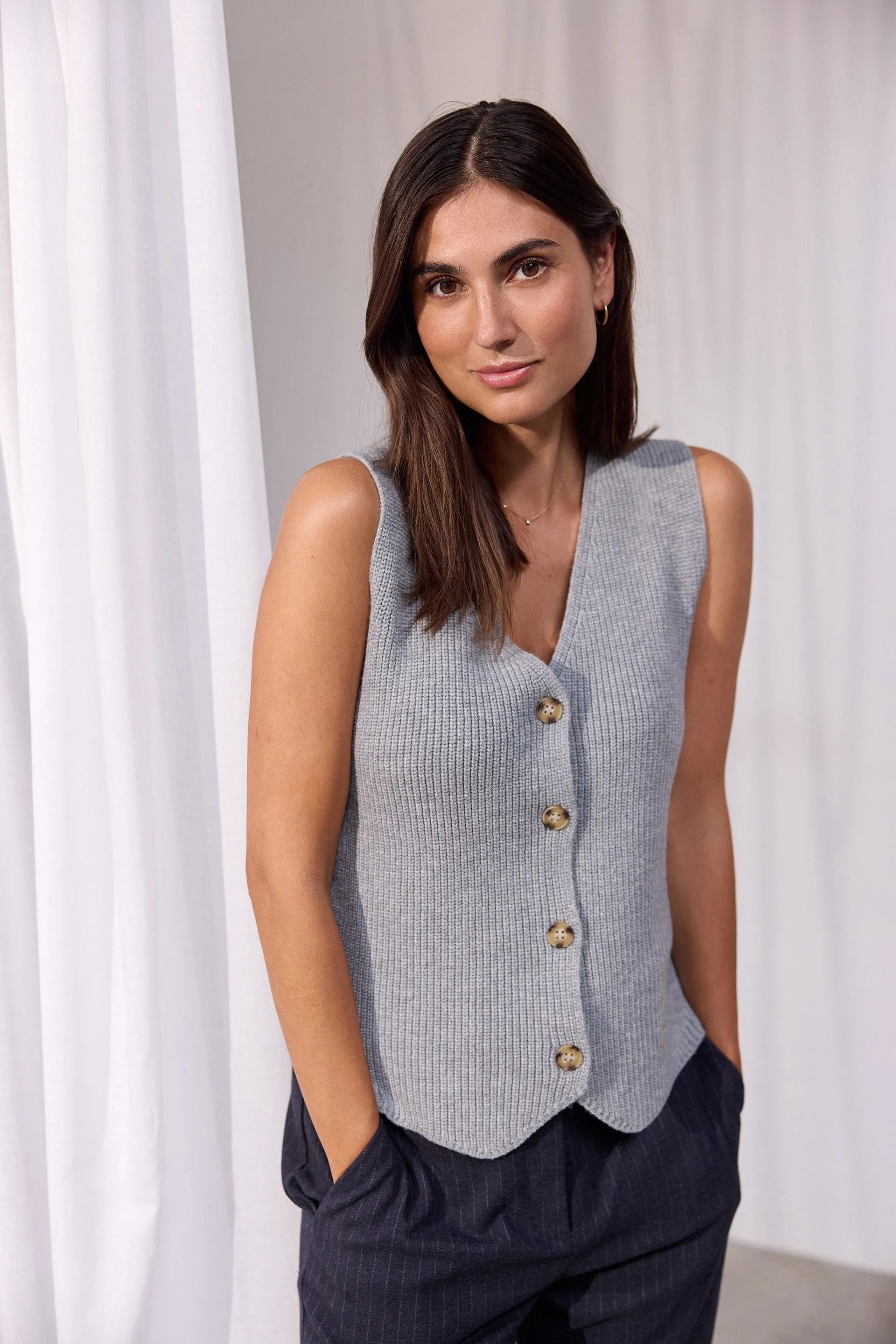 Ilia Knitted Sleeveless Jumper - Mid Grey Melange