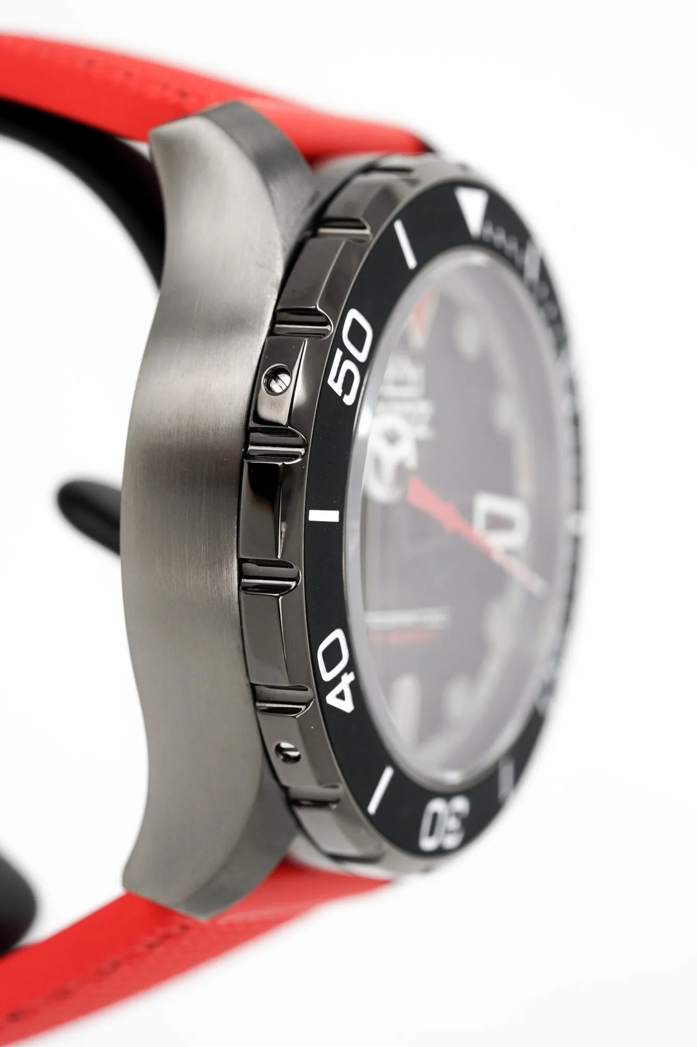 M2Z Men's Watch Diver 200 Red IP Gun 200-005
