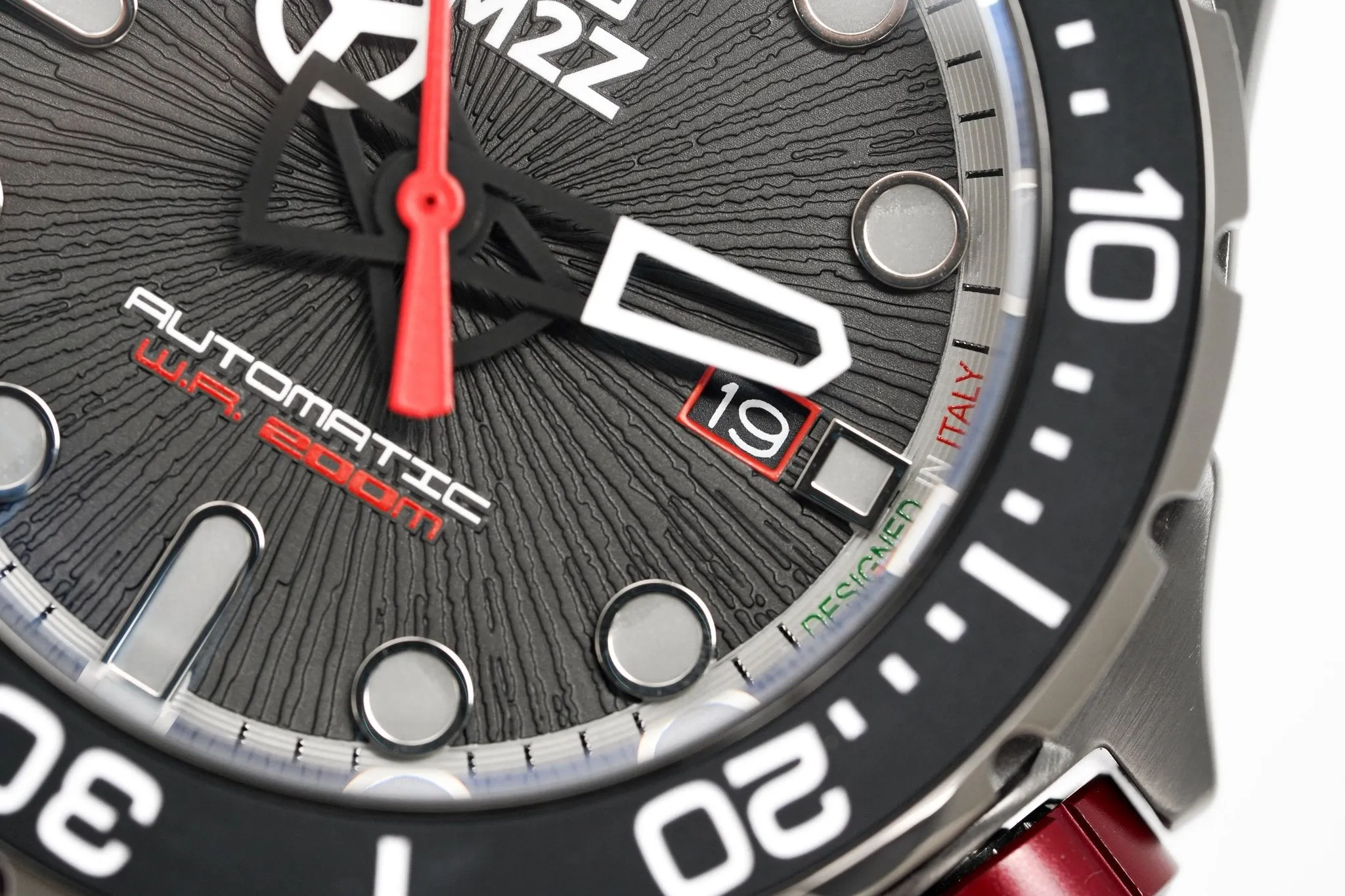 M2Z Men's Watch Diver 200 Red IP Gun 200-005
