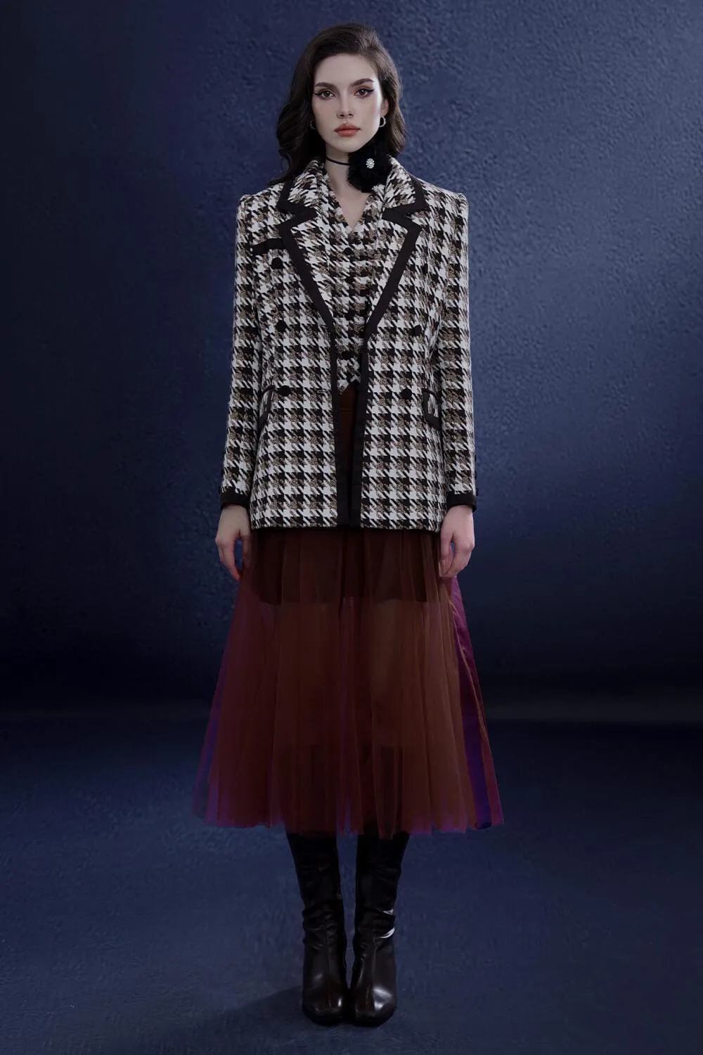 Svelte Straight Notch Lapel Tweed Blazer