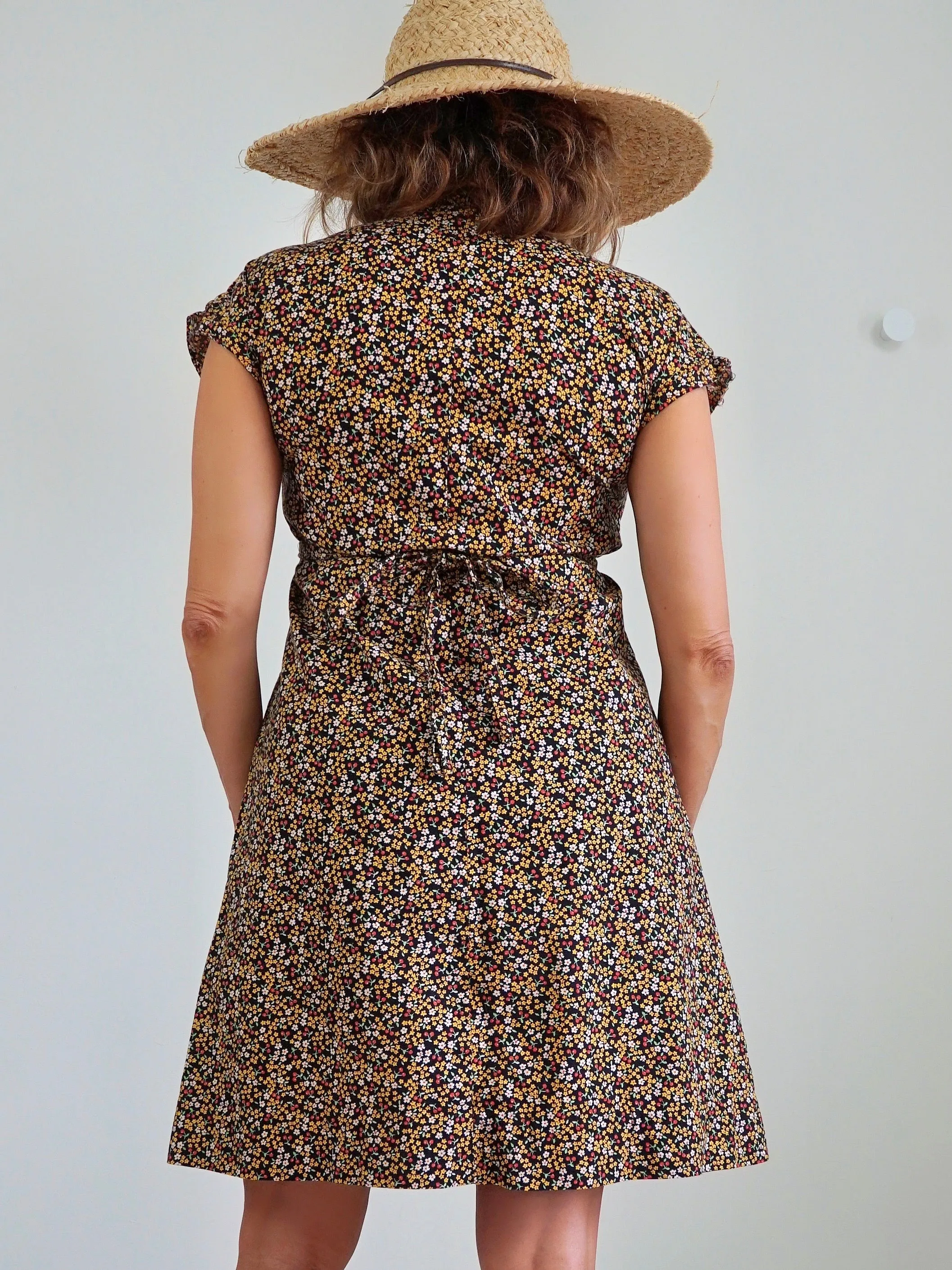Vintage 70's Cherry Floral Print Dress